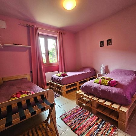 Villa Iris -Pet Friendly Stay - Garden - Private Parking- Bike Friendly Holiday House Colico Eksteriør billede
